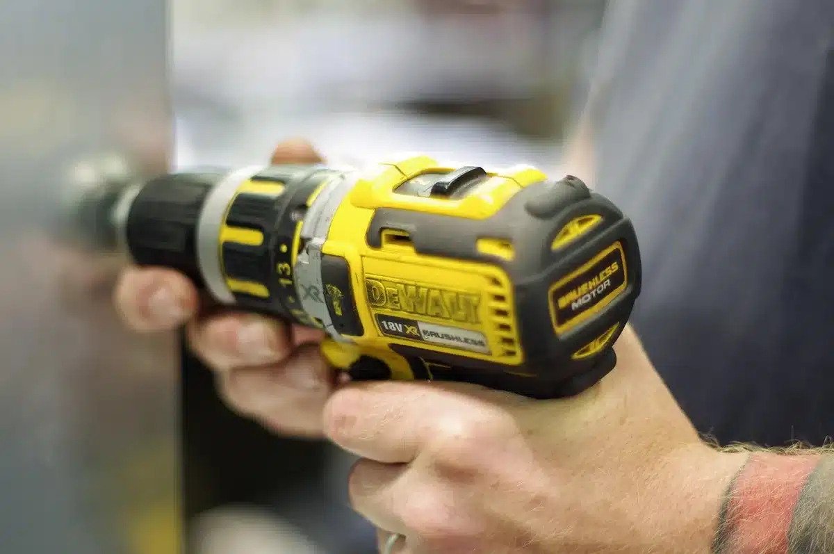 Batteries rechargeables et chargeur rapide pour outils sans fil