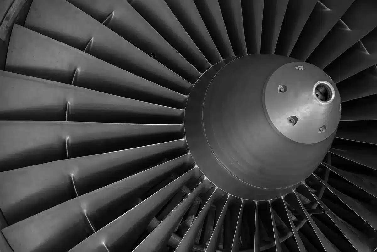 Comparaison du rendement énergétique entre moteur électrique et moteur thermique